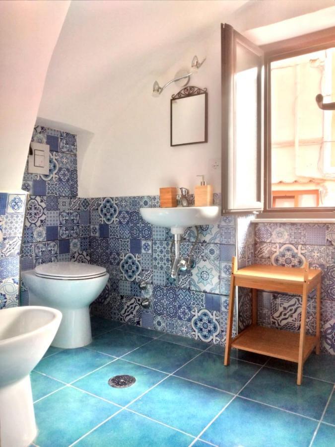Apartamento Casa Adriano Procida Exterior foto